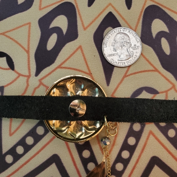 New Flower Power Concho Choker - Picture 8 of 11